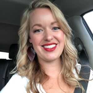 Meet your Posher, Brooke